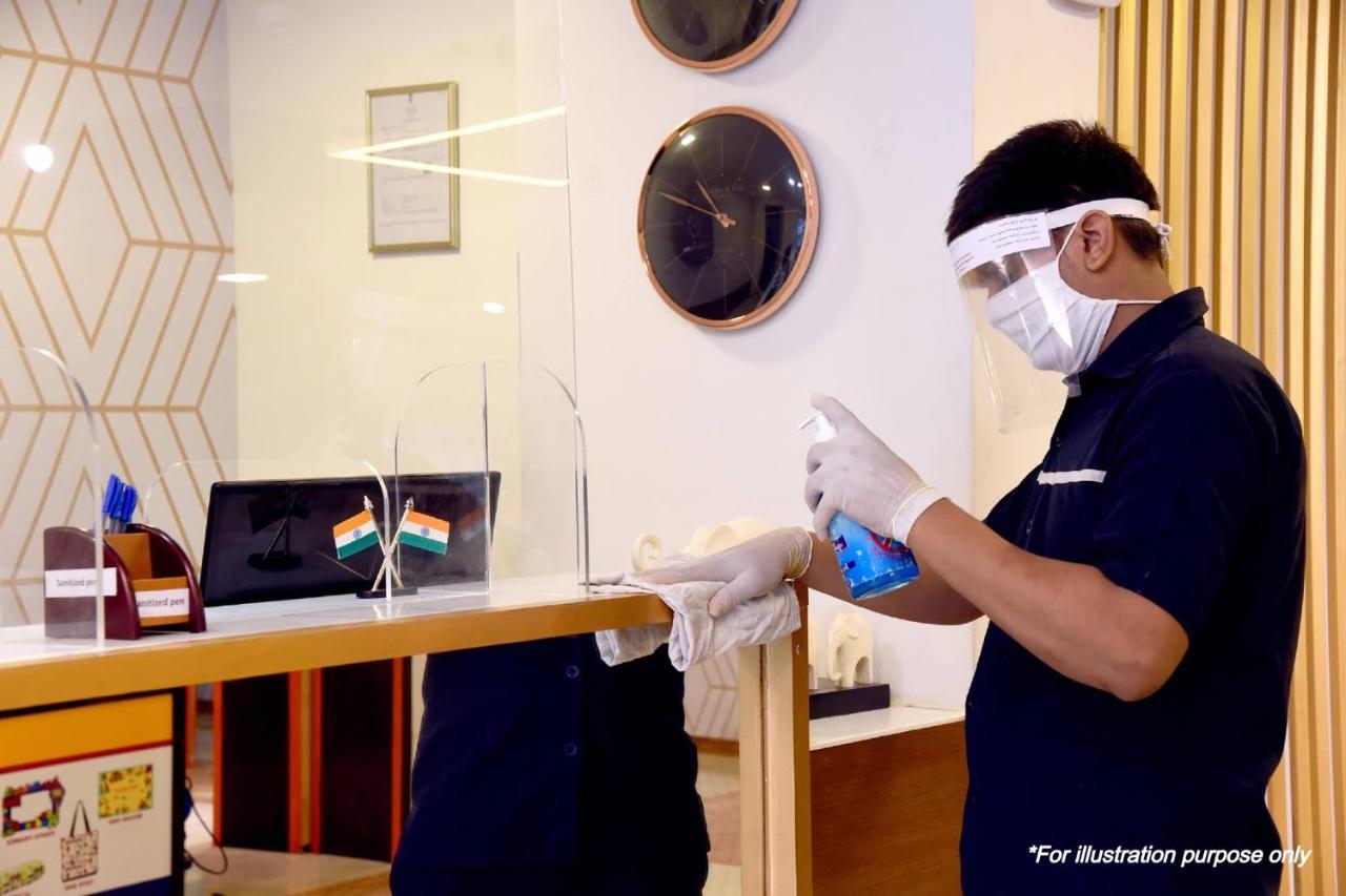 Vaccinated Staff- Spot On 63896 New Hotel Indraprastha Bhopál Kültér fotó